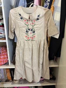 Embroidered Beige Kurta