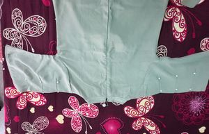 Stylish Pearl Embellished Kurta for Women
