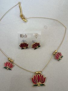 Lotus Design Necklace & Earring Set