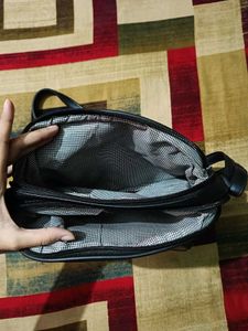 SALE 💰 Black Crossbody Bag