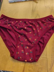 beautiful mehroon scarf