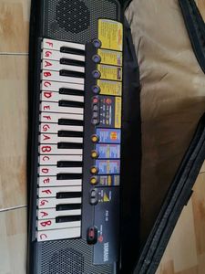 Yamaha PSR-96 Portable Keyboard