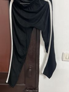 Stylish Black leggings with White Stripe Detail