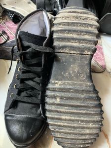 Black High-Top Canvas Sneakers