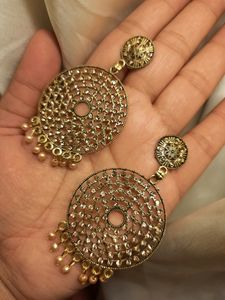 Beautiful Earrings With Stone with Pearls Work 👌👌👌👌Totally NEW 💯