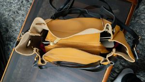 Bagsy Malone Women's Handbag (Mustard)