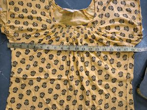 Yellow Block Print Tshirt 🟨