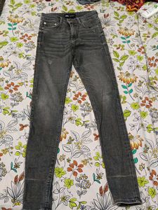 Zara Grey Wash Jeans