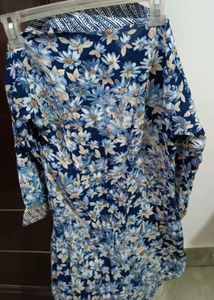 Floral Print Kurta with Embellished Neckline