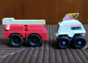 2 kinder Joy toy cars