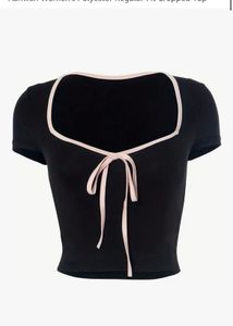Chic Black Cropped Top