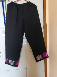 Elegant Black Floral Embroidered Kurti