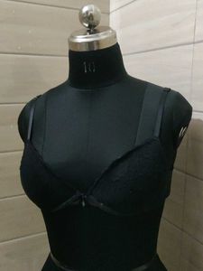 H&amp;M Black Lace Bra