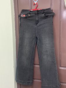 Brand:- Hubber Holme Size :-28 Fit:- Slim