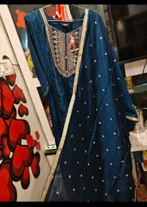 Elegant Teal Embroidered Kurta
