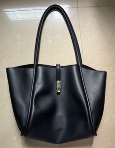 Chic Pu Leather Tote Bag
