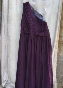 Elegant One-Shoulder Purple Gown
