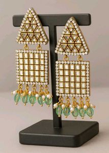Elegant Kundan Drop Earrings