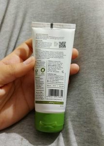 Plum Green Tea Face Wash