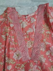 Floral Print Kurta  set with Lace Details