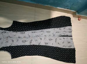 Stylish Sleeveless Kurta