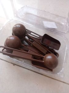 Chocolate Spheres with Scoops