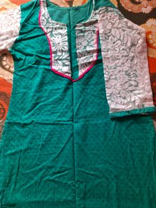 short kurta with white lace border and sleeves