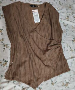 Chic Brown Textured Wrap Top 🛍️🍂