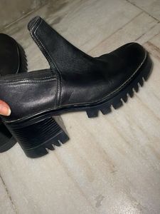 Stylish Black Leather Ankle Boots