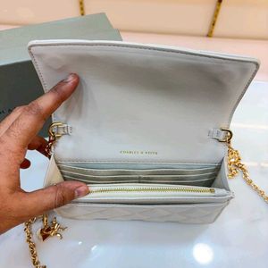 Charles &amp; Keith Quilted Chain with charm 🤍