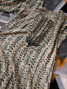 Cream &amp; Green printed mirror work Floral Kurta .