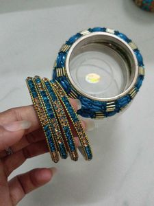 Beautiful Blue Bangles Set
