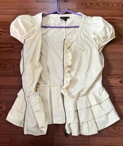 Ruffled Zip-Up Top🦢🌷