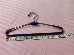 🎀❤️ A SET OF 12 Baby Hangers