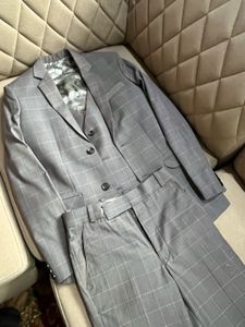 ✨ Elegant Grey Checked 3-Piece Suit Set ✨