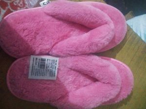❤️Princess Slippers New With Tag Cute Furry Warm