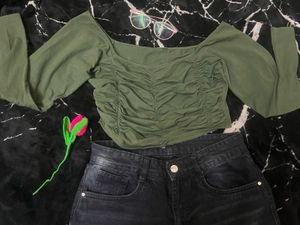 Chic Ruched Long Sleeve Top