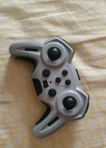 Twisting Spray RC Stunt Car