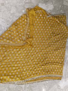 Beautiful Saree (Women's)
