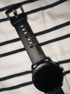 Noise Fit Buzz Smart watch with Charger