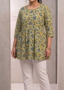 Yellow & Blue Floral Print Kurta