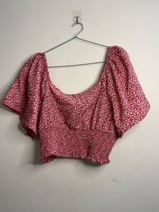 Chic Floral Print Cropped Top