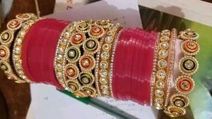 Chura Bangles Set