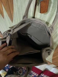 Stylish Taupe Tote Bag with Crossbody Strap