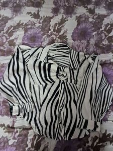 Stylish Zebra Print Button-Up Shirt