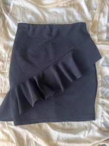 Black mini ruffled skirt