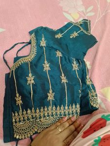 Elegant Teal Saree with Golden Stripes