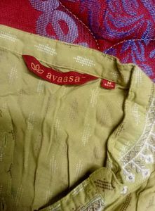 Light Olive Green Embroidered Kurta – Size M