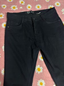 Classic Navy Blue Skinny Jeans
