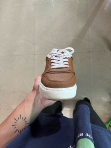 Stylish Brown Sneakers for Men